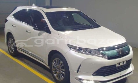 Buy Used 2021 Toyota Harrier in Dhaka, Dhaka Buy Used 2021 Toyota Harrier in Dhaka, Dhaka