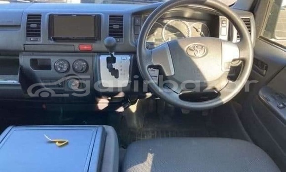 Buy Used 2021 Toyota Hiace in Dhaka, Dhaka Buy Used 2021 Toyota Hiace in Dhaka, Dhaka