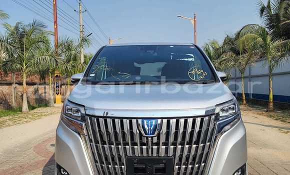 Buy Used 2021 Toyota Esquire in Dhaka, Dhaka Buy Used 2021 Toyota Esquire in Dhaka, Dhaka