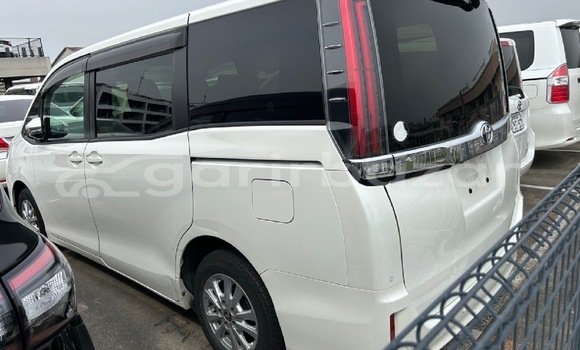 Buy Import 2019 Toyota noah g in Dhaka, Dhaka Buy Import 2019 Toyota noah g in Dhaka, Dhaka