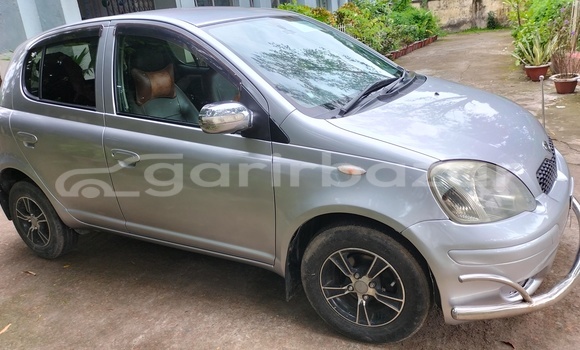 Buy Used 2005 Toyota Vitz in Gaibandha, Rangpur Buy Used 2005 Toyota Vitz in Gaibandha, Rangpur