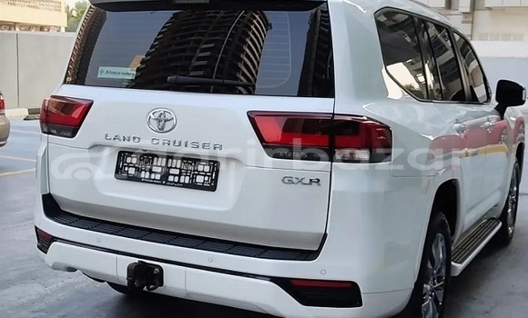 Buy Used 2022 Toyota Land Cruiser in Bagerhat, Khulna Buy Used 2022 Toyota Land Cruiser in Bagerhat, Khulna
