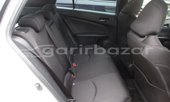 Buy Import 2019 Toyota Prius in Dhaka, Dhaka Buy Import 2019 Toyota Prius in Dhaka, Dhaka