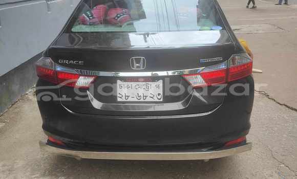 Buy Used 2014 Honda Grace in Dhaka, Dhaka Buy Used 2014 Honda Grace in Dhaka, Dhaka