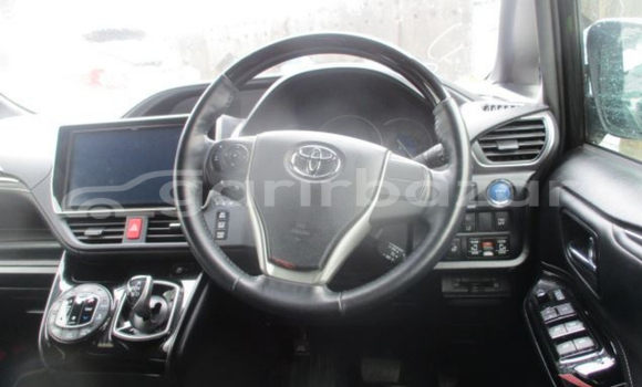 Buy Import 2019 Toyota Esquire gi premium in Dhaka, Dhaka Buy Import 2019 Toyota Esquire gi premium in Dhaka, Dhaka