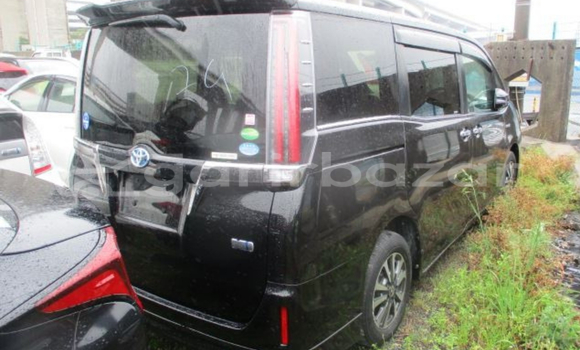 Buy Import 2019 Toyota Esquire gi premium in Dhaka, Dhaka Buy Import 2019 Toyota Esquire gi premium in Dhaka, Dhaka