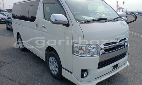 Buy Import 2019 Toyota Hiace super gl in Dhaka, Dhaka Buy Import 2019 Toyota Hiace super gl in Dhaka, Dhaka