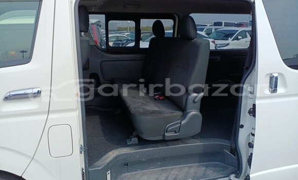 Buy Import 2019 Toyota Hiace super gl in Dhaka, Dhaka Buy Import 2019 Toyota Hiace super gl in Dhaka, Dhaka