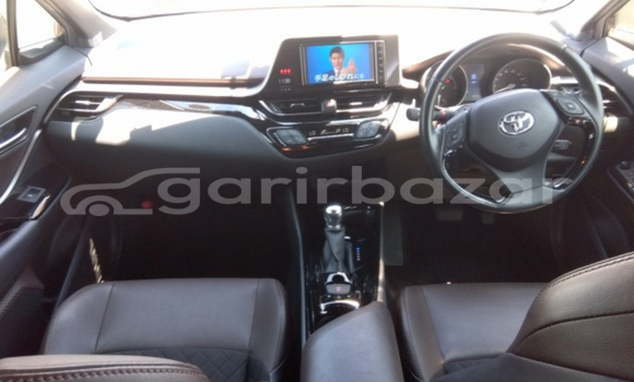 Buy Import 2019 Toyota CH-R in Dhaka, Dhaka Buy Import 2019 Toyota CH-R in Dhaka, Dhaka