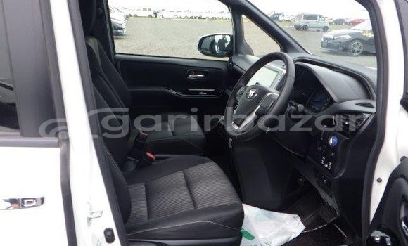 Buy Used 2019 Toyota Voxy in Dhaka, Dhaka Buy Used 2019 Toyota Voxy in Dhaka, Dhaka