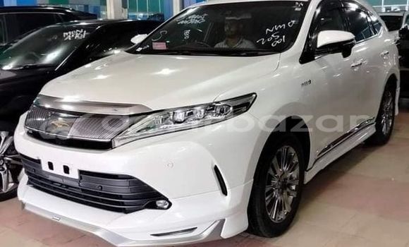 Buy Used 2019 Toyota Harrier in Dhaka, Dhaka Buy Used 2019 Toyota Harrier in Dhaka, Dhaka