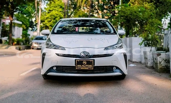 কেনা ব্যবহৃত Toyota Prius White গাড়ী মধ্যে ভালুকা মধ্যে Maimansingh কেনা ব্যবহৃত Toyota Prius White গাড়ী মধ্যে ভালুকা মধ্যে Maimansingh