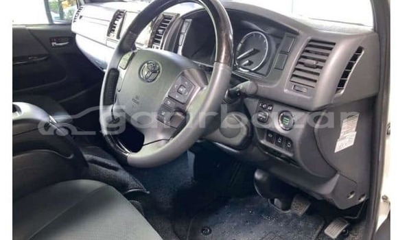 Buy Used 2019 Toyota Hiace in Barguna, Barguna Buy Used 2019 Toyota Hiace in Barguna, Barguna
