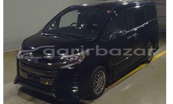Buy Used 2021 Toyota Noah in Dhaka, Dhaka Buy Used 2021 Toyota Noah in Dhaka, Dhaka