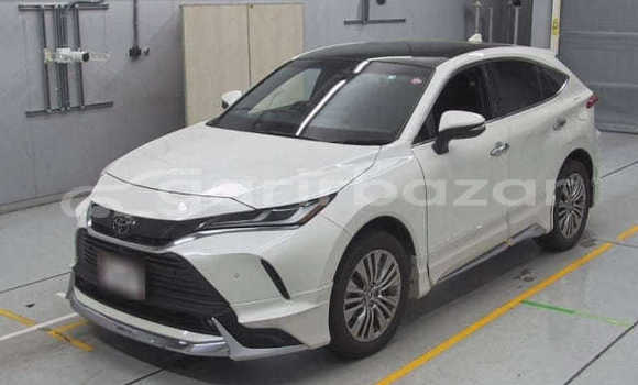 Buy Used 2020 Toyota Harrier in Dhaka, Dhaka Buy Used 2020 Toyota Harrier in Dhaka, Dhaka