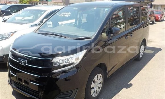 Buy Used 2019 Toyota Noah in Dhaka, Dhaka Buy Used 2019 Toyota Noah in Dhaka, Dhaka
