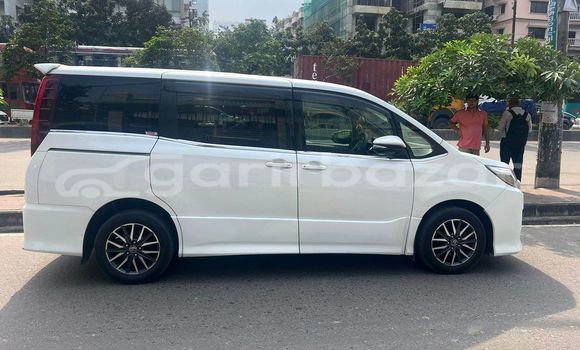 কেনা ব্যবহৃত Toyota Noah White গাড়ী মধ্যে ঢাকা মধ্যে Dhaka কেনা ব্যবহৃত Toyota Noah White গাড়ী মধ্যে ঢাকা মধ্যে Dhaka