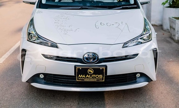 Buy Used 2019 Toyota prius in Dhaka, Dhaka Buy Used 2019 Toyota prius in Dhaka, Dhaka