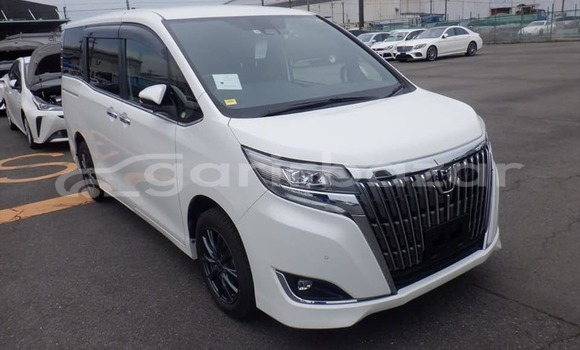 Buy Used 2019 Toyota Esquire in Dhaka, Dhaka Buy Used 2019 Toyota Esquire in Dhaka, Dhaka