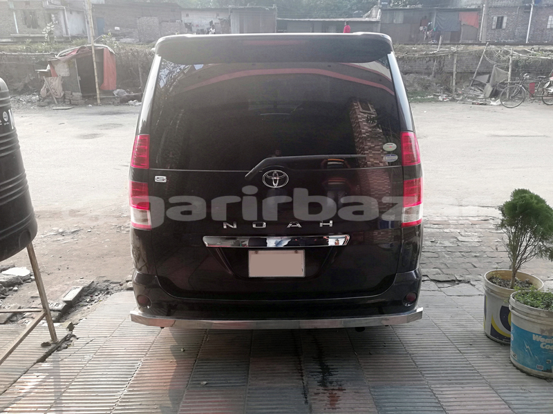 Big with watermark toyota noah dhaka dhaka 2676