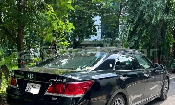 Buy Used Toyota Crown in Bhanga, Faridpur Buy Used Toyota Crown in Bhanga, Faridpur