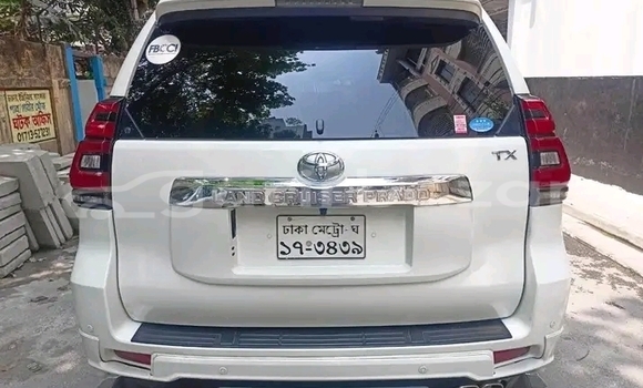 Buy Used Toyota Land Cruiser Prado in Brahmanbaria, Chittagong Buy Used Toyota Land Cruiser Prado in Brahmanbaria, Chittagong