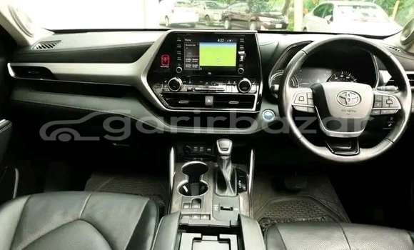 Buy Used Toyota Highlander in Baniachang, Habiganj Buy Used Toyota Highlander in Baniachang, Habiganj
