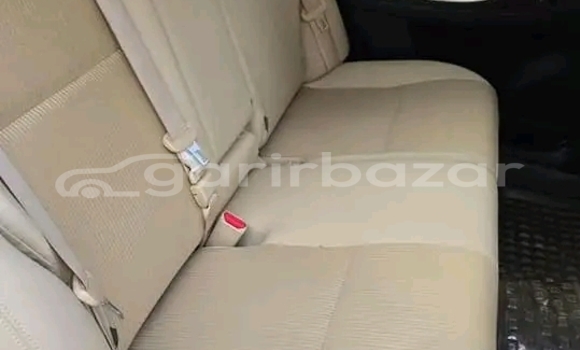 Buy Used Toyota Esquire in Bhaluka, Maimansingh Buy Used Toyota Esquire in Bhaluka, Maimansingh