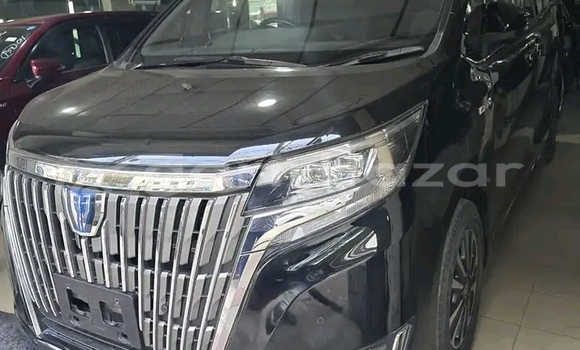 Buy Used Toyota Esquire in Bhaluka, Maimansingh Buy Used Toyota Esquire in Bhaluka, Maimansingh