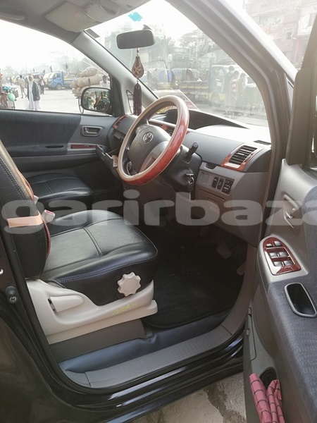 Big with watermark toyota noah dhaka dhaka 2676