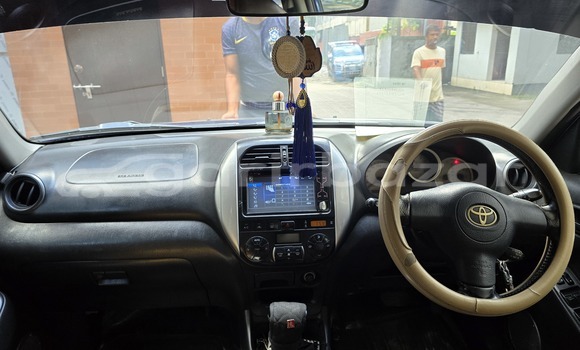 Buy Used 2003 Toyota Rav 4 in Dhaka, Dhaka Buy Used 2003 Toyota Rav 4 in Dhaka, Dhaka