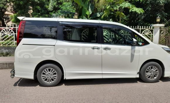 Buy Used 2014 Toyota esquire gi premium in Dhaka, Dhaka Buy Used 2014 Toyota esquire gi premium in Dhaka, Dhaka