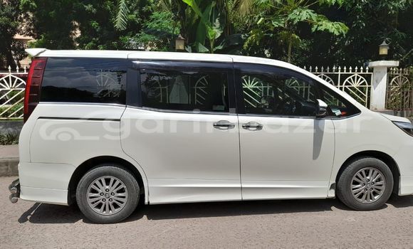 Buy Used 2014 Toyota esquire gi premium in Dhaka, Dhaka Buy Used 2014 Toyota esquire gi premium in Dhaka, Dhaka