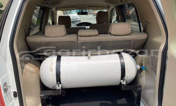 Buy Used 2009 Toyota Raum in Dhaka, Dhaka Buy Used 2009 Toyota Raum in Dhaka, Dhaka