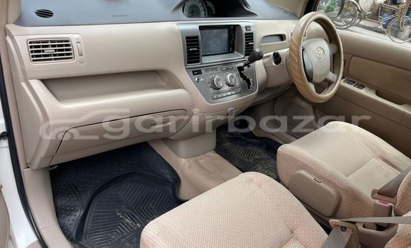 Buy Used 2009 Toyota Raum in Dhaka, Dhaka Buy Used 2009 Toyota Raum in Dhaka, Dhaka