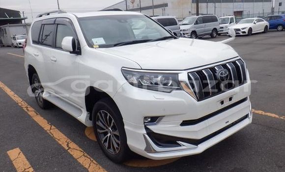 Buy Used 2016 Toyota Land cruiser prado in Dhaka, Dhaka Buy Used 2016 Toyota Land cruiser prado in Dhaka, Dhaka