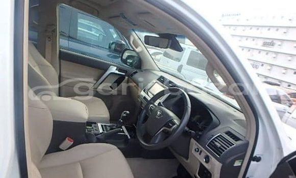 Buy Used 2019 Toyota land cruiser-prado in Dhaka, Dhaka Buy Used 2019 Toyota land cruiser-prado in Dhaka, Dhaka