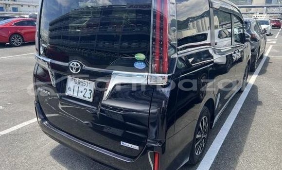 Buy Used 2018 Toyota Esquire in Dhaka, Dhaka Buy Used 2018 Toyota Esquire in Dhaka, Dhaka