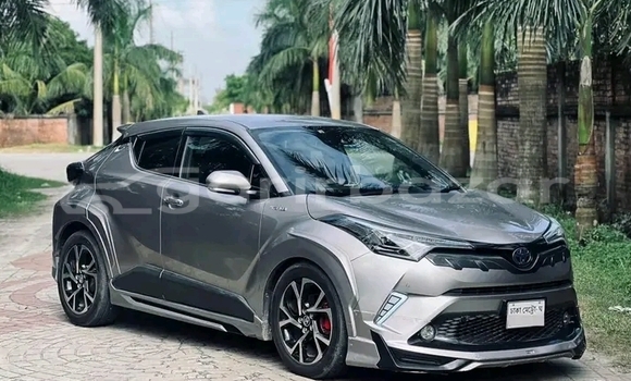 Buy Used Toyota CH-R in Chandpur, Chandpur Buy Used Toyota CH-R in Chandpur, Chandpur