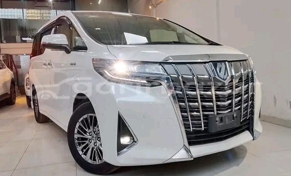 Buy Used Toyota Alphard in Bochanganj, Dinajpur Buy Used Toyota Alphard in Bochanganj, Dinajpur