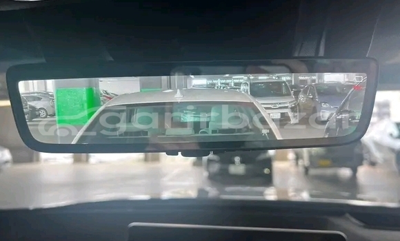 Buy Used Toyota Harrier in Chhatak, Sunamganj Buy Used Toyota Harrier in Chhatak, Sunamganj