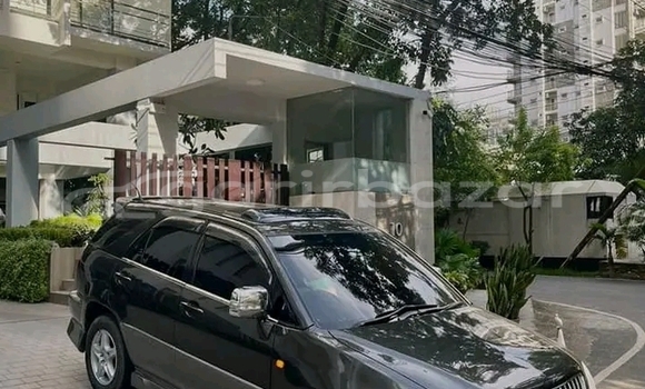 Buy Used Toyota Harrier in Badarganj, Rangpur Buy Used Toyota Harrier in Badarganj, Rangpur