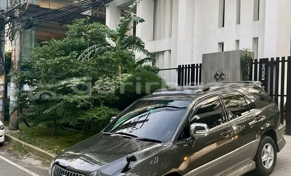 Buy Used Toyota Harrier in Badarganj, Rangpur Buy Used Toyota Harrier in Badarganj, Rangpur