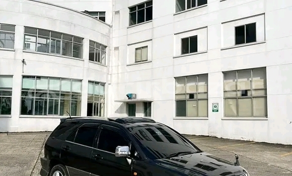 Buy Used Toyota Harrier in Badarganj, Rangpur Buy Used Toyota Harrier in Badarganj, Rangpur