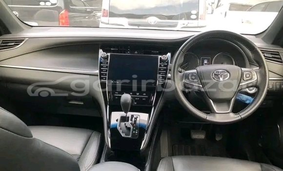 Buy Used Toyota Harrier in Baniachang, Habiganj Buy Used Toyota Harrier in Baniachang, Habiganj