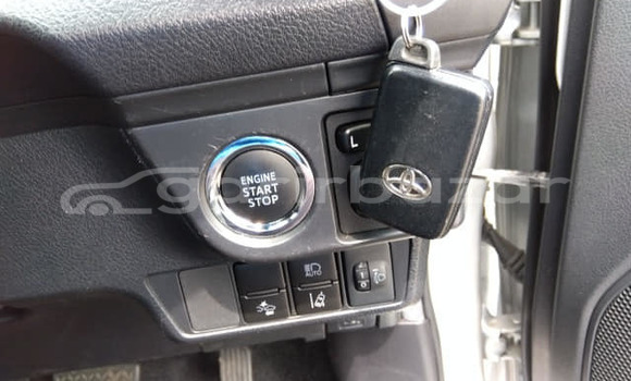 কেনা ব্যবহৃত Toyota Axio Silver গাড়ী মধ্যে ঢাকা মধ্যে Dhaka কেনা ব্যবহৃত Toyota Axio Silver গাড়ী মধ্যে ঢাকা মধ্যে Dhaka