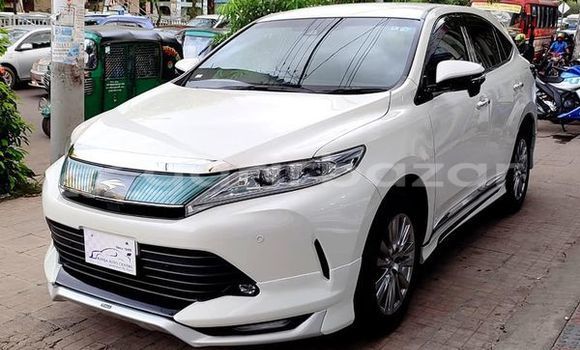 কেনা ব্যবহৃত Toyota Harrier Pearl গাড়ী মধ্যে ঢাকা মধ্যে Dhaka কেনা ব্যবহৃত Toyota Harrier Pearl গাড়ী মধ্যে ঢাকা মধ্যে Dhaka