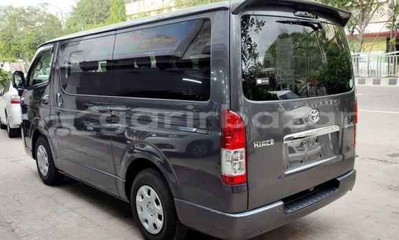 কেনা ব্যবহৃত Toyota Hiace Gray গাড়ী মধ্যে ঢাকা মধ্যে Dhaka কেনা ব্যবহৃত Toyota Hiace Gray গাড়ী মধ্যে ঢাকা মধ্যে Dhaka
