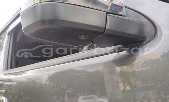 কেনা ব্যবহৃত Toyota Hiace Gray গাড়ী মধ্যে ঢাকা মধ্যে Dhaka কেনা ব্যবহৃত Toyota Hiace Gray গাড়ী মধ্যে ঢাকা মধ্যে Dhaka