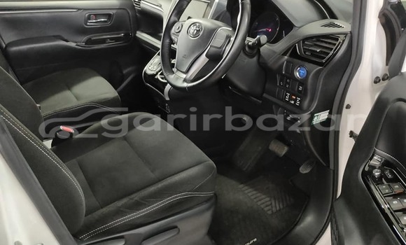 কেনা ব্যবহৃত Toyota Esquire Pearl গাড়ী মধ্যে ঢাকা মধ্যে Dhaka কেনা ব্যবহৃত Toyota Esquire Pearl গাড়ী মধ্যে ঢাকা মধ্যে Dhaka